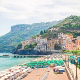 beautiful-coastal-towns-of-italy-scenic-amalfi-M96DQV4-970x660